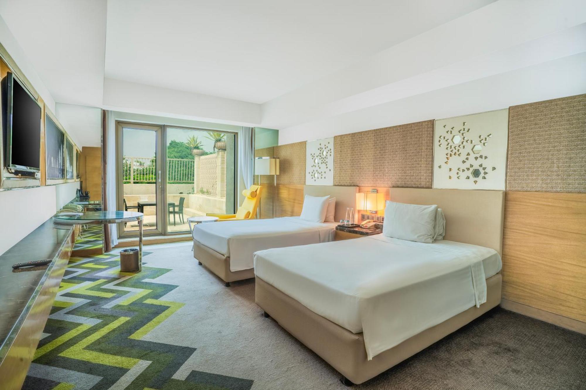 Courtyard By Marriott Agra Hotel Eksteriør billede