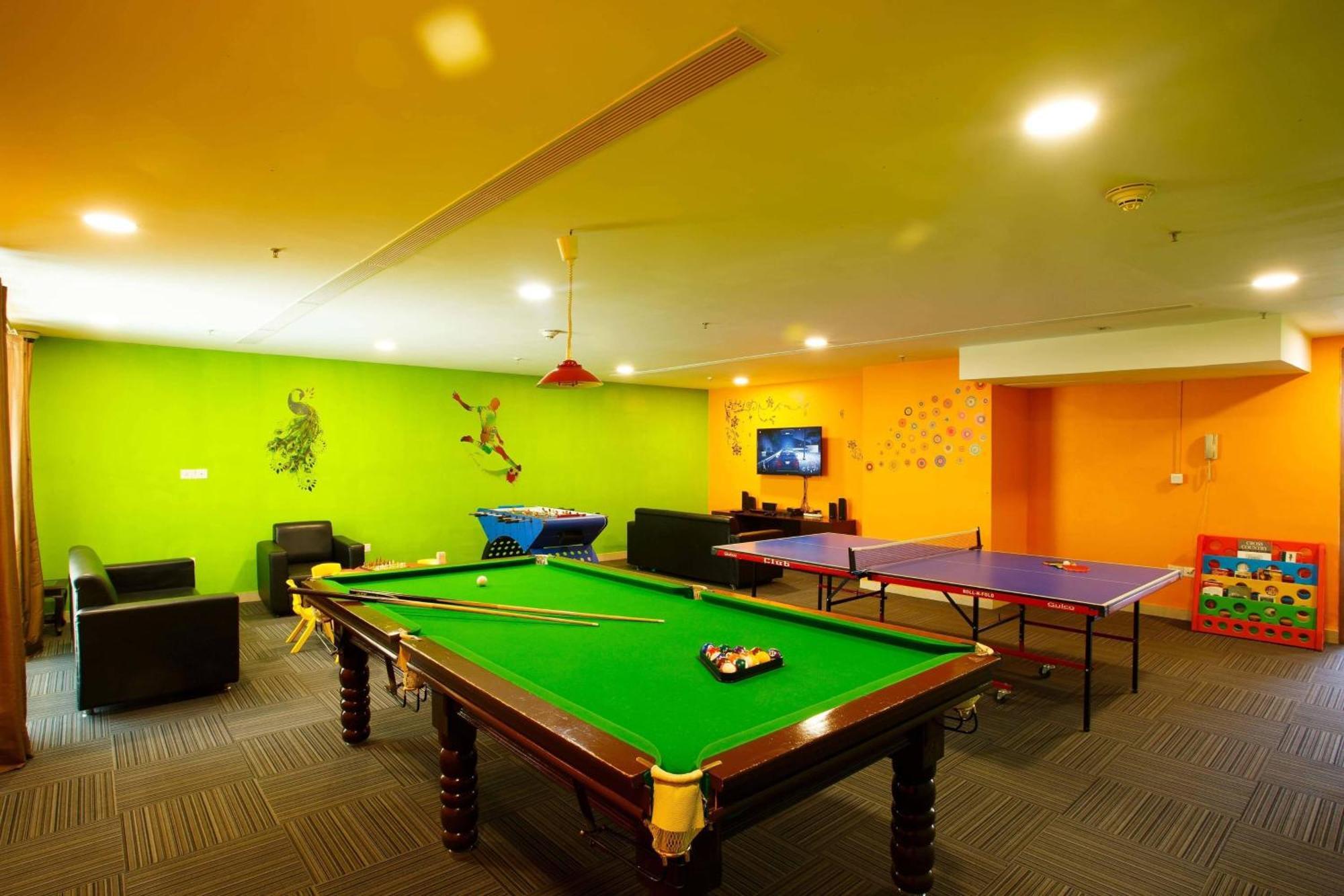 Courtyard By Marriott Agra Hotel Eksteriør billede Games Zone